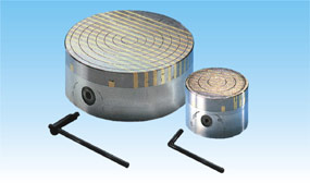 Circular permanent magnetic chucks with parallel pole spacing with increased magnetic power