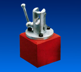 AlNiCo 500 Pot magnet with pressure fixture 
